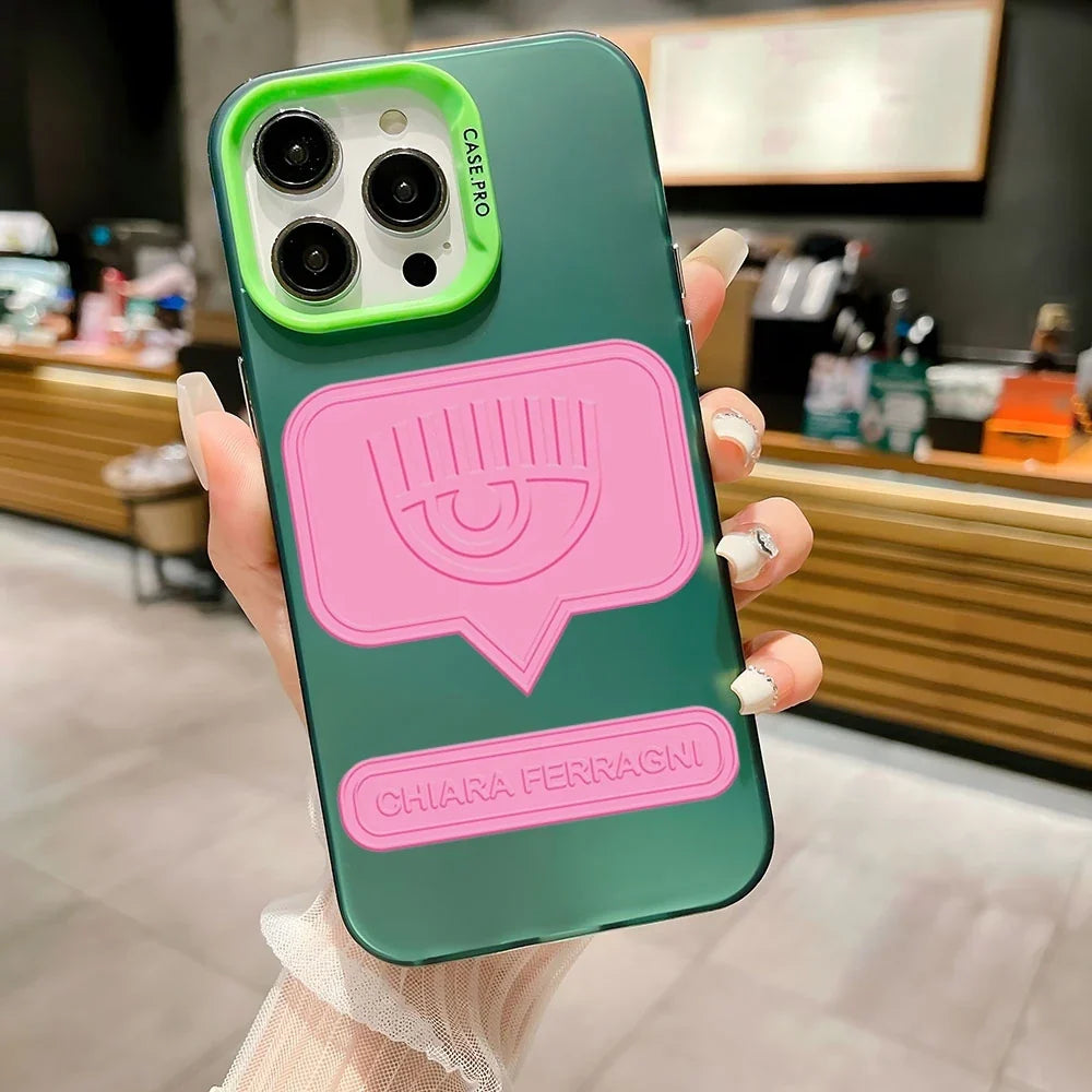 Funda para teléfono de Chiara's Eye - La moda se une a la función 👁️✨