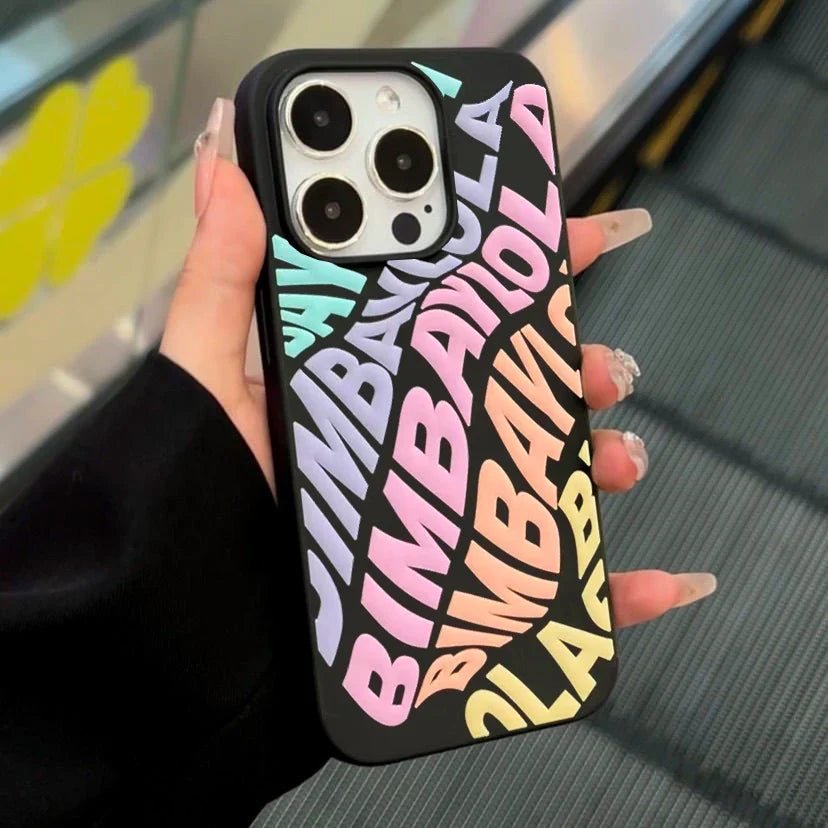 Funda para teléfono negra minimalista con letras BYL ✨