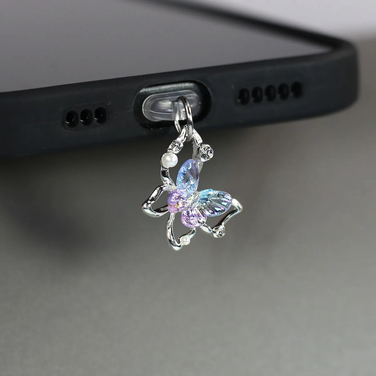 Tapón de polvo de perlas de mariposa y diamantes